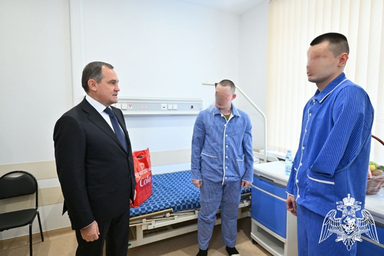 Председатель Московской областной думы Игорь Брынцалов и глава городского округа Балашиха Сергей Юров поздравили Росгвардейцев с Днем защитника Отечества