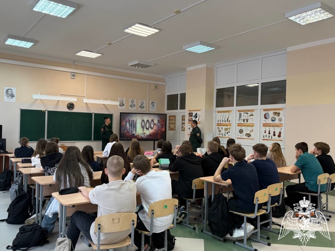 «Урок мужества» в школе № 16 имени Героя Советского Союза Сережникова А.И.